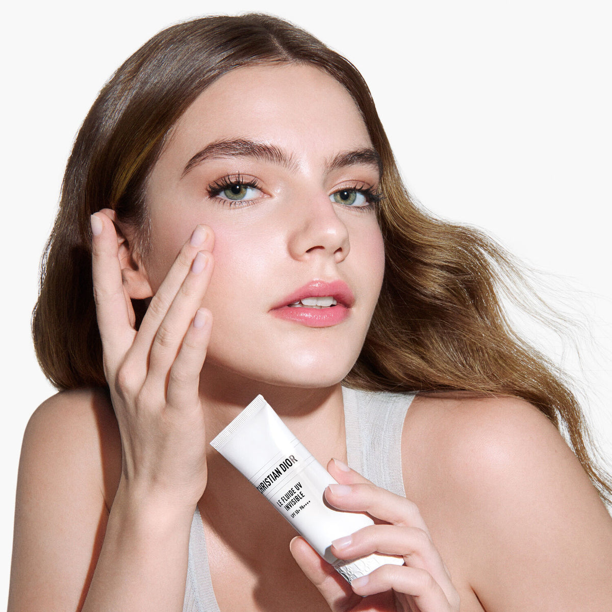 Hydrating Invisible UV Fluid Broad Spectrum SPF 50