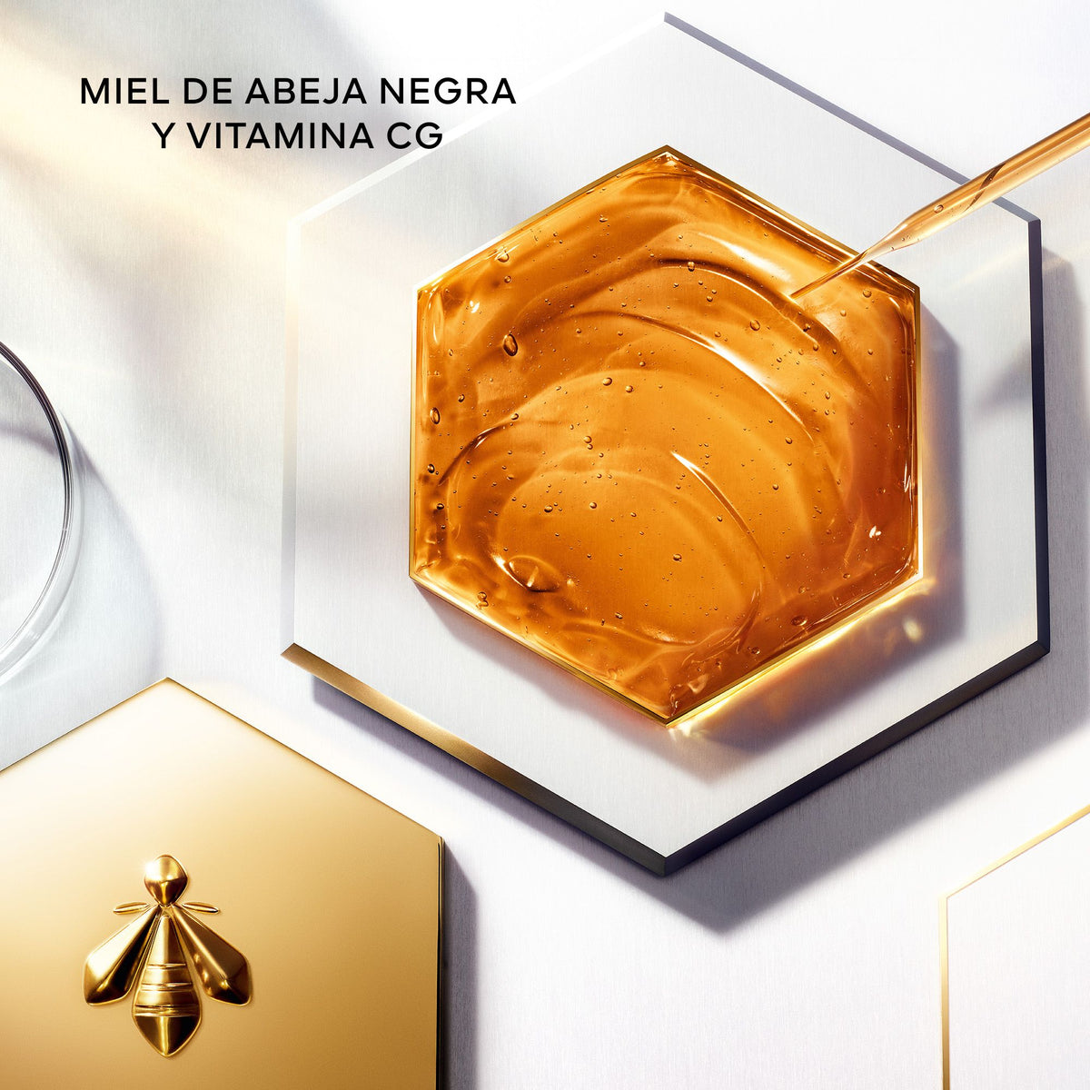 Abeille Royale Bee Lab Shot