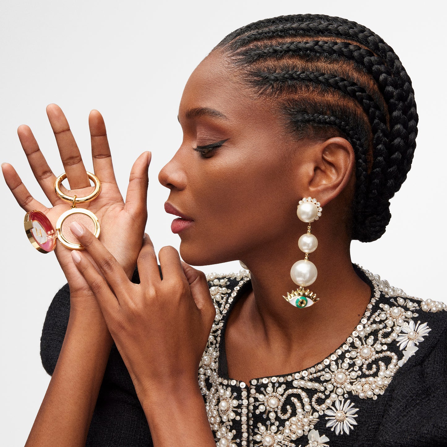 Chic Mono  Eyeshadow Shimmer