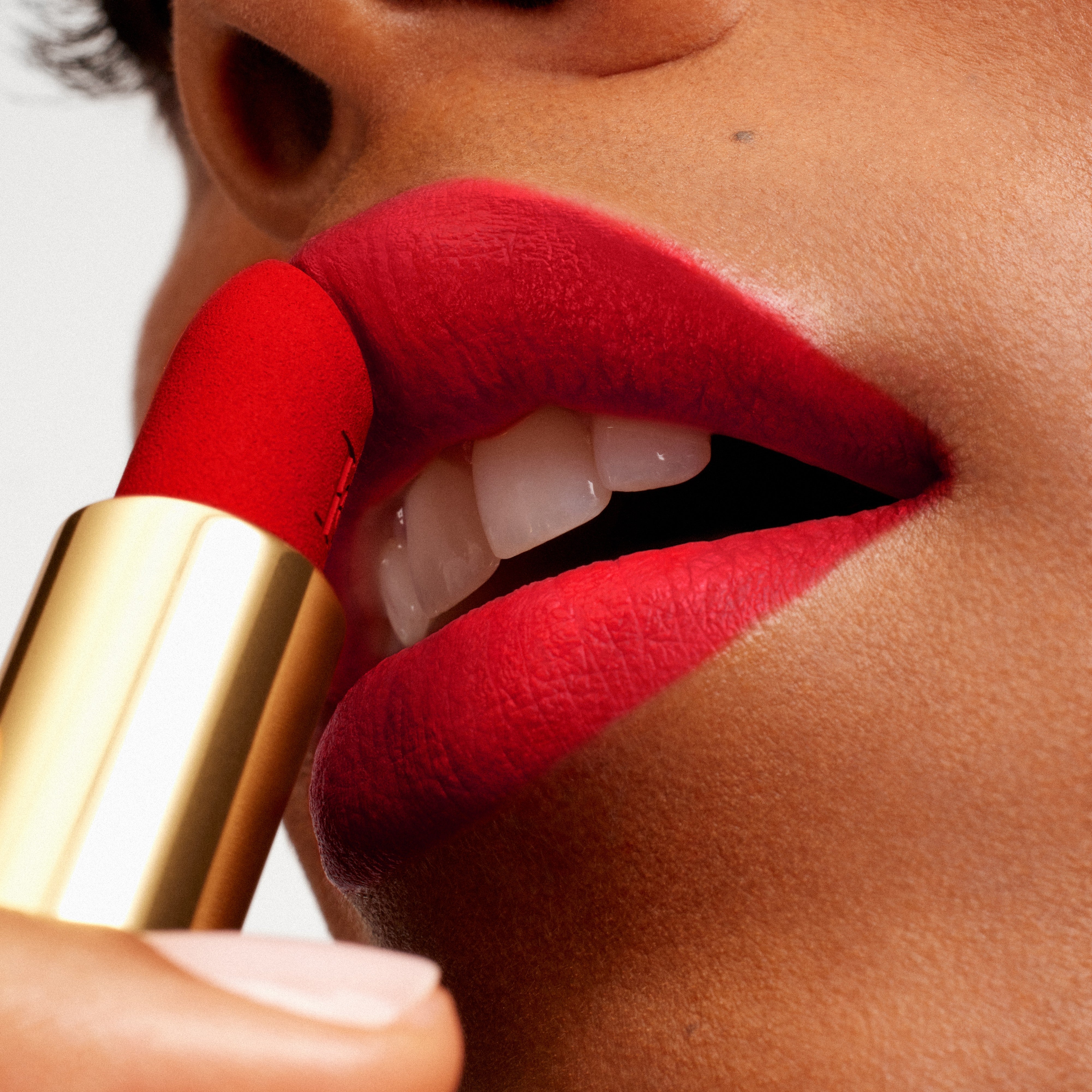Lipstick Matte - Perfumería First Bolivia