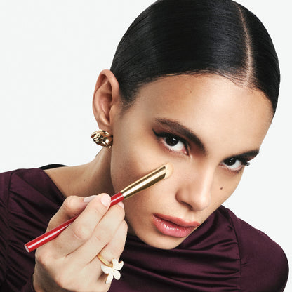 Nude Couture Triple Moisture Brightener Brush