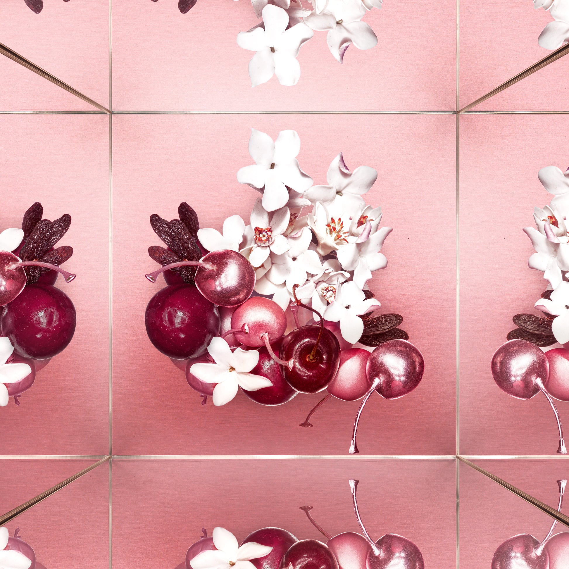 Sisterland Blush Cherry - Perfumería First Bolivia